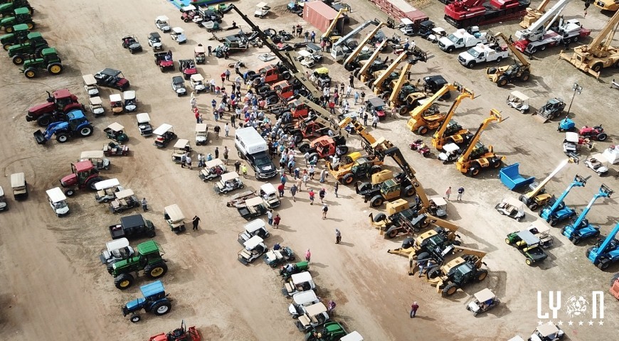 Staying competitive: how to stand out at heavy equipment auctions